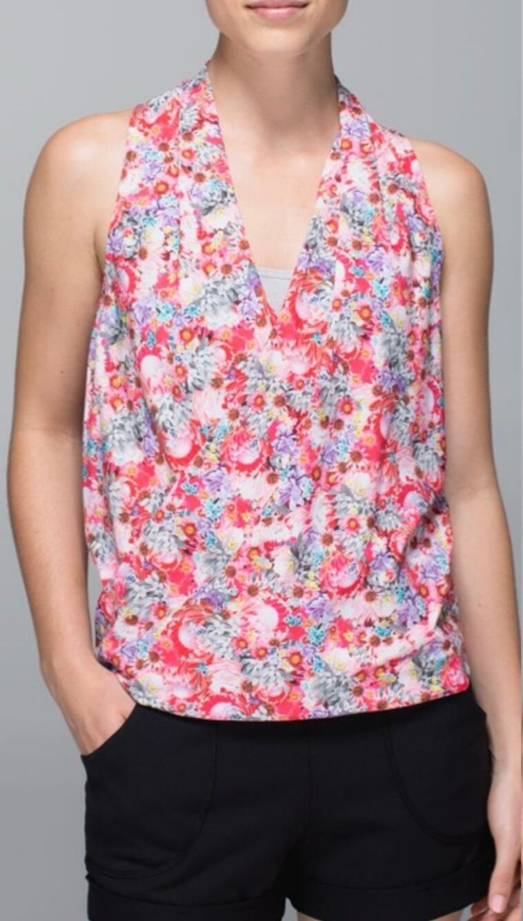 Lululemon Rollin' With My Om'ies Tank in Flowabunga Mini Multi Size 4